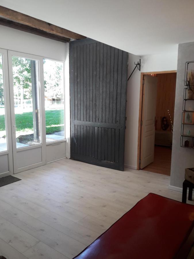 Le Relais Champetre Lägenhet Joux Exteriör bild